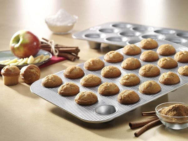 USA Pan Jumbo Texas Muffin Pan, 6 Well, Nonstick & Quick Release Coating, Aluminized Steel - Image 6