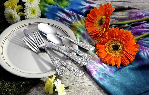 Liberty Tabletop Woodstock 65pc set service for 12 MADE IN USA - Image 4