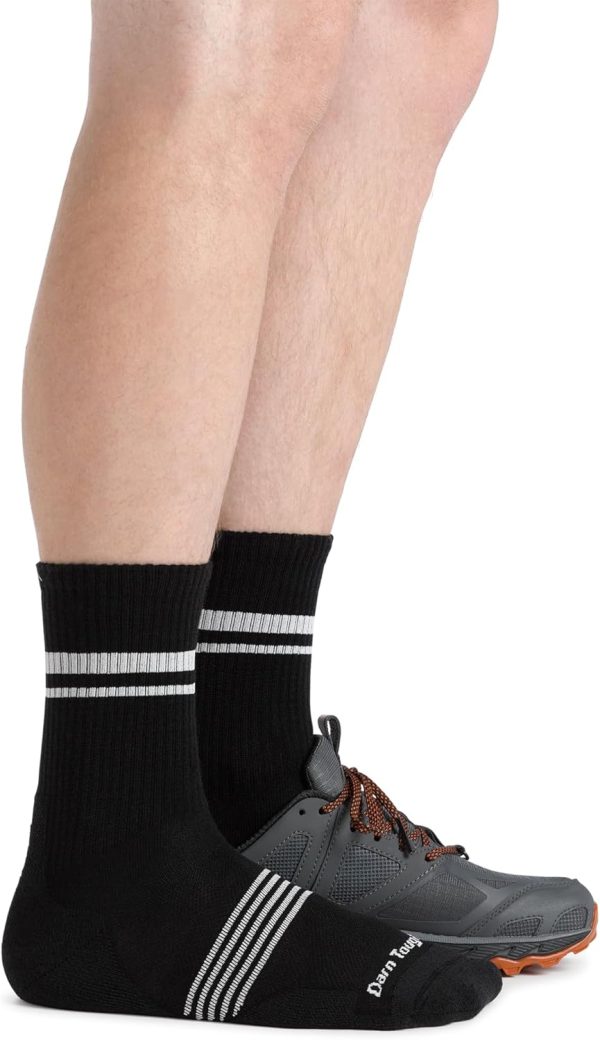 Darn Tough Vermont mens Men Element Micro Crew Lightweight With Cushion - Image 2