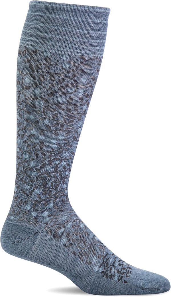 Sockwell Women's New Leaf Firm Graduated Compression Sock - Image 3